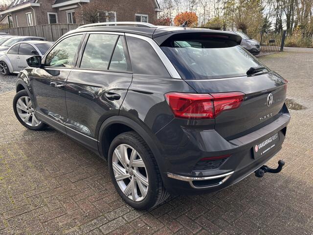 Volkswagen T-Roc 1.5 TSI Style Automaat Trekhaak / Navigatie / Carplay
