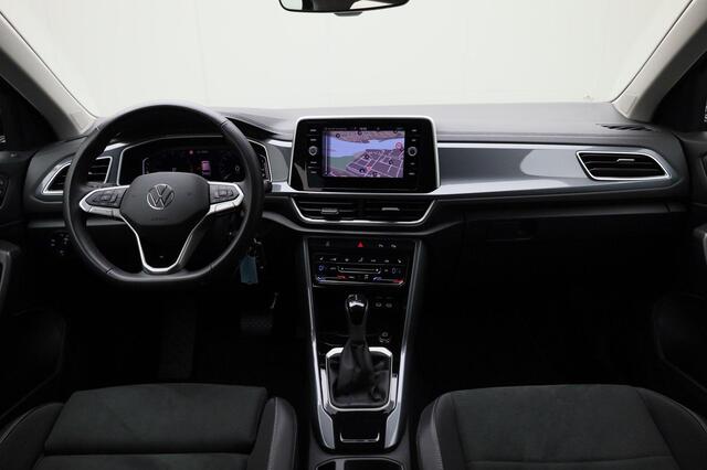 Volkswagen T-Roc 1.5TSI/150PK Style DSG · Navigatie · Apple/Android · Trekhaak · Garantie tot januari 2027