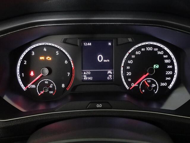 Volkswagen T-Roc 1.5 TSI Style 150 pk Automaat (DSG) | Navigatie | Panoramadak | Parkeersensoren | Achteruitrijcamera | Stoelverwarming | LED koplampen |