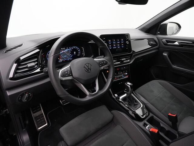 Volkswagen T-Roc 1.5 TSI 150 pk DSG R-Line Edition | Panoramadak | Trekhaak | IQ Light | Achteruitrijcamera | Navigatie