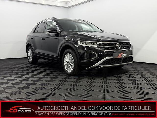 Volkswagen T-Roc 1.0 TSI Life Airco, Apple carplay, Parkeersensoren, Stoelverwarming, A start stop, Virtual desk, 2 Jaar garantie