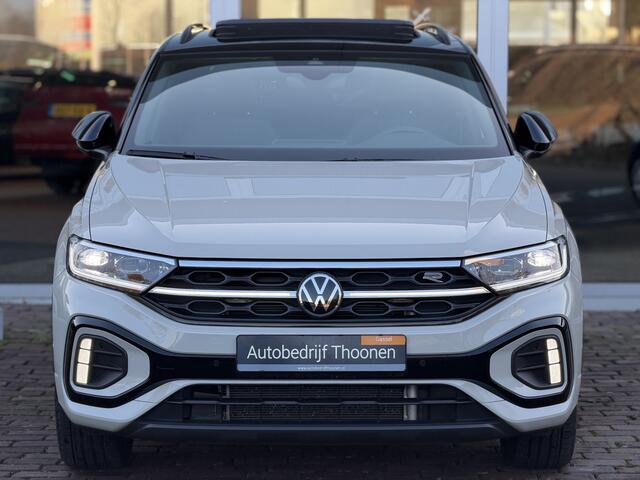 Volkswagen T-Roc 1.5 TSI R-Line | Black Style | Trekhaak | Pano | Keyless
