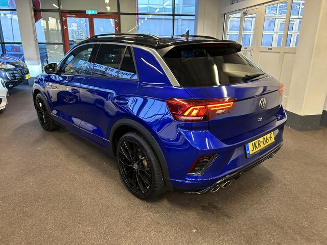 Volkswagen T-Roc 2.0 TSI 4Motion R 300PK | Facelift | Digital dashboard | Keyless | Adaptieve cruise control | Adaptief onderstel | Achteruitrijcamera | Apple carplay | Climate control | Stoelverwarming | Navigatie | Elek. inklapbare spiegels