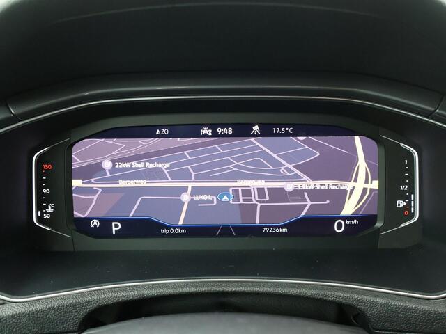 Volkswagen T-Roc 1.5 TSI Sport | 150 PK | Automaat | Trekhaak | Panoramadak | Adaptive cruise control |