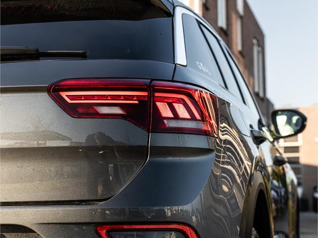 Volkswagen T-Roc 1.0 TSI Life Edition GOAL FULL LED STOELVERW VIRTUAL DASH PRIVACY GLASS ADAP CRUISE