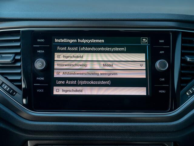 Volkswagen T-Roc 1.5 TSI 150Pk DSG Sport | Camera | Trekhaak afnb. | Leder | Stoelverw. | Side Assist | Prijs Rijklaar!!