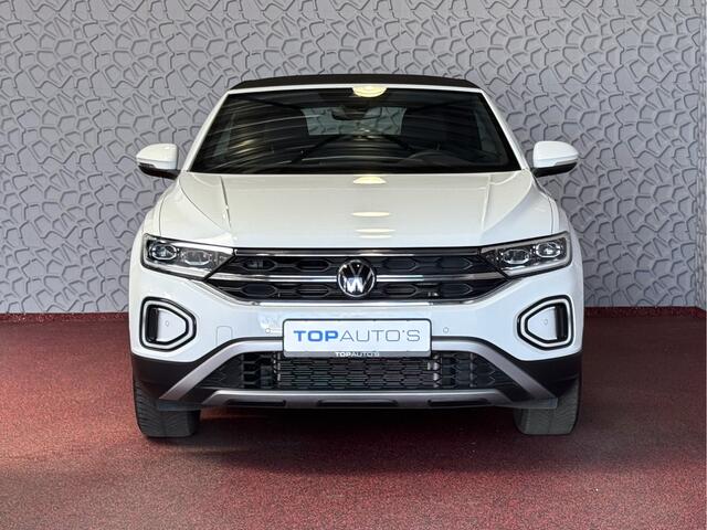 Volkswagen T-Roc Cabrio TSI VIR.COCKPIT CARPLAY NAVI IQ.LED STOEL/STUUR.VERW DAB ADAP.CRUISE 05/2024 "Volkswagen rijden begint bij Topautos.nl - 75 topmodellen direct op voorraad!"