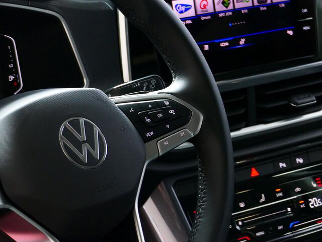 Volkswagen T-Roc 1.5 TSI 150PK STYLE PLUS ALCANTARA IQ. ELEK.KLEP ADAP.CRUISE VIR.COCKPIT CAMERA STOEL/STUUR VERW. 17''LMV 06/2024