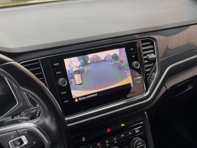 Volkswagen T-Roc 1.5 TSI ACTIE! BETAAL NU 50% 11450 50/50 DEAL DE REST IN 2JR RENTEVRIJ FINANCIEREN