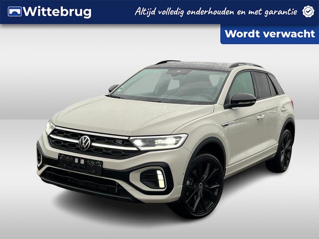 Volkswagen T-Roc 1.5 TSI 150PK DSG R-Line / Black Style / Massagestoel / IQ Light / Digital Cockpit Pro / Travel Assist / Achteruitrijcamera / Stuur & Stoelverwarming /