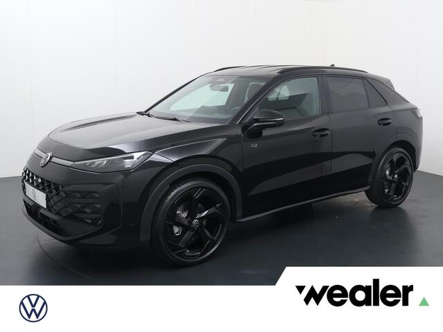 Volkswagen T-Roc R-Line First Edition 1.5 eTSI 110 kW / 150 PK DSG | Black Style | Elektr. achterklap | Assistance pakket | Multimedia pakket | LED Matrix |
