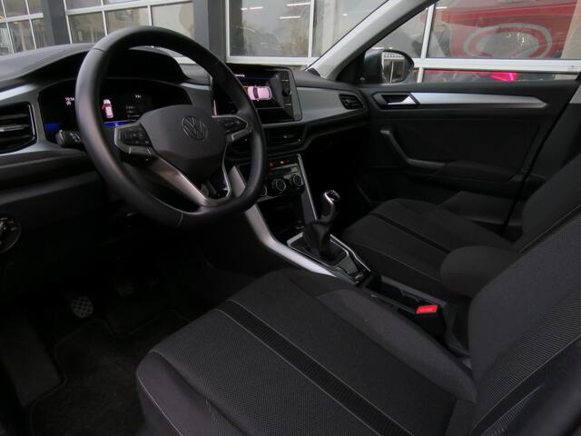 Volkswagen T-Roc 1.0 TSI 115pk LIFE / Navi / Carplay / Adap.cruise / Inparkeerhulp / BOVAG garantie