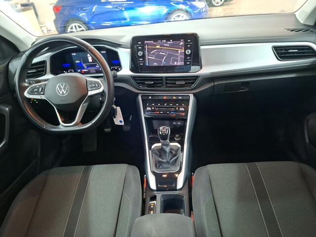 Volkswagen T-Roc 1.0 TSI Life Business Navigatie / Parkeersensoren / Trekhaak afneembaar / App-connect / Digital Cockpit