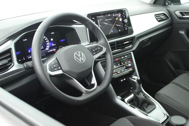 Volkswagen T-Roc 1.5 TSI 150pk DSG Life Edition Stoelverwarming Camera Keyless Led Navigatie