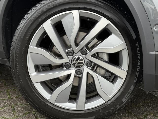 Volkswagen T-Roc 1.5 TSI Move | CarPlay | Camera | IQ Light | DAB+ | 18 inch