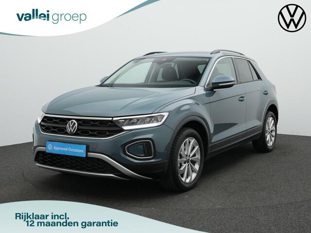 Volkswagen T-Roc 1.0 TSI 110 pk Life | Parkeersensoren voor/achter | Adaptive Cruise | Carplay