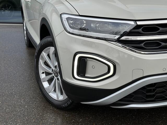 Volkswagen T-Roc 1.5 TSI 150pk DSG Style Carplay | Camera | Keyless | Elek. Achterklep | Rijklaar incl. garantie