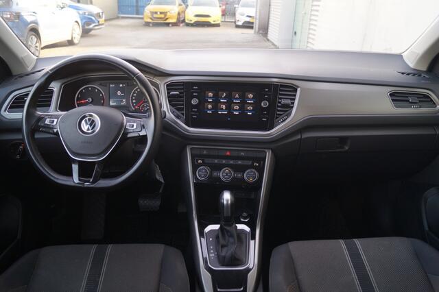 Volkswagen T-Roc 1.5 TSI 150pk DSG Style -NAVI-ECC-PDC-