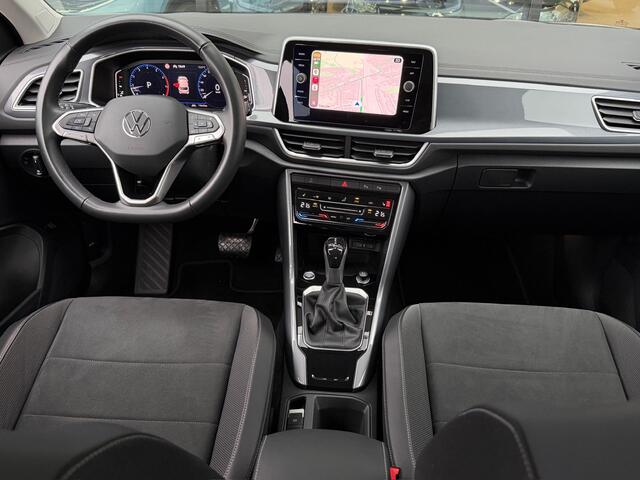 Volkswagen T-Roc 1.5 TSI 150pk DSG Style Carplay | Camera | Keyless | Elek. Achterklep | Rijklaar incl. garantie