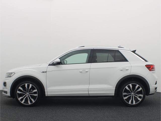 Volkswagen T-Roc 1.5 TSI Sport Business R-LINE AUTOMAAT / PANORAMADAK / SFEER / KEYLESS / STOELVERW / FULL LED / CAMERA / CARPLAY / NL-AUTO