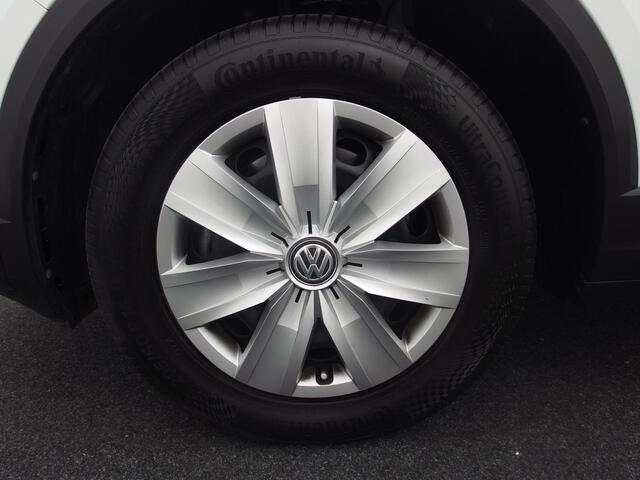 Volkswagen T-Roc 1.0 TSI 1STE EIG / TREKHAAK / AIRCO / CARPLAY / ELEK RAMEN / NL-AUTO