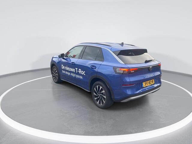Volkswagen T-Roc 1.5 eTsi Life First Edition 7 versn. DSG · Comfort pakket · Achteruitrijcamera · Draadloze telefoonlader
