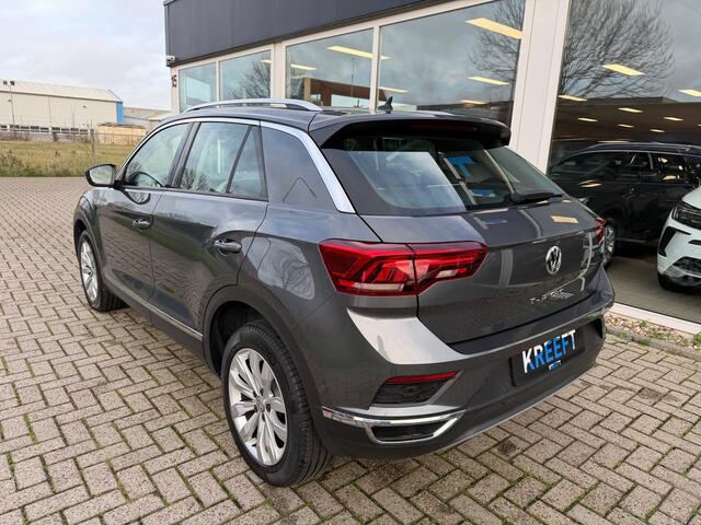 Volkswagen T-Roc 1.5 TSI Sport App connect | Stuurverwarming