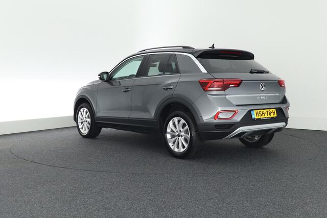 Volkswagen T-Roc 1.5 TSI 150pk DSG Life Edition Stoelverwarming Camera Keyless Led Navigatie