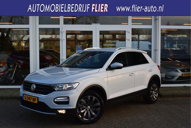 Volkswagen T-Roc 1.0 TSI Style Business | Digi. Dash | PDC | Camera | Orig. NL | NAP |