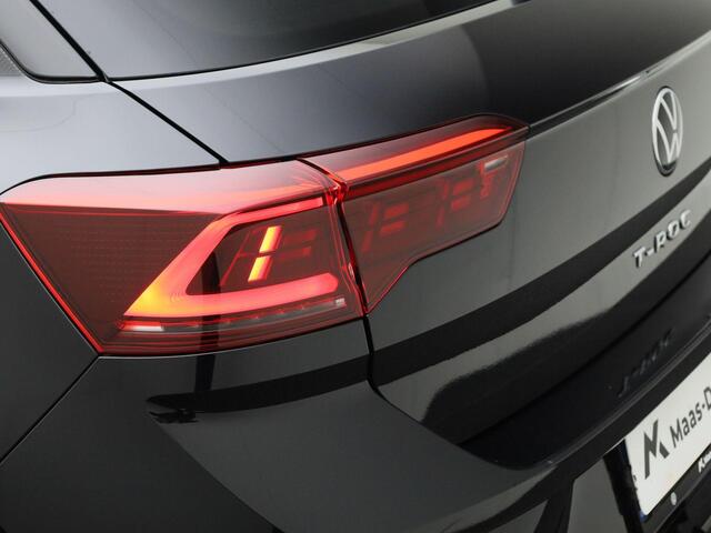 Volkswagen T-Roc 1.5TSI/150PK R-line Black Style DSG · Panoramadak · Trekhaak · BEATS Audio · Apple/Android Car Play