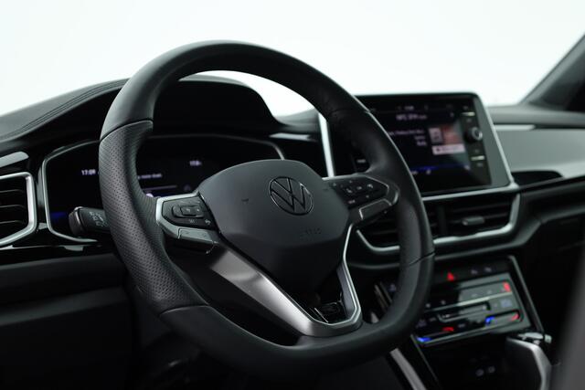 Volkswagen T-Roc 1.5 TSI R-Line DSG | IQ. Light | Afn. Trekhaak | Adapt. Cruise | Camera | Massage | Stoelverw. | CarPlay