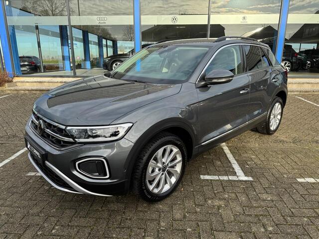 Volkswagen T-Roc 1.5 TSI Style | DSG | 150pk | Trekhaak | ACC | App Conn. | Virt. diplay | Mooi!