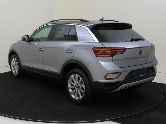 Volkswagen T-Roc Life Edition | 'App-Connect' draadloze smartphone integratie | 'App-Connect' draadloze smartphone integratie | Afstandscontrolesysteem (Front Assist)