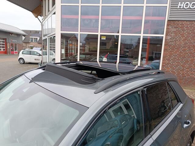 Volkswagen T-Roc 1.5 TSI R-Line Business, Blackstyle