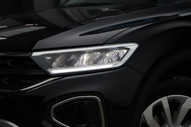 Volkswagen T-Roc 1.5 TSI Life | ACC | Camera | Keyless |