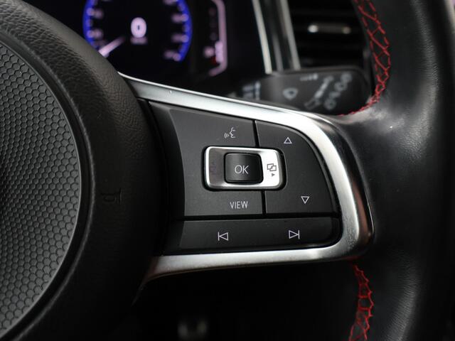 Volkswagen T-Roc 1.5 TSI Sport Business R | 150 PK | Automaat | Panoramadak | Beats audio | R-Line |
