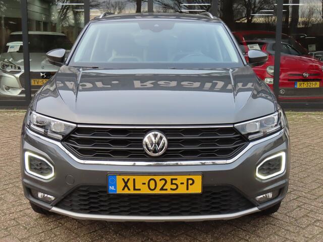 Volkswagen T-Roc 1.5 TSI Sport*LED*ACC*Apple Carplay*