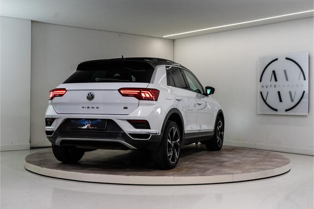 Volkswagen T-Roc 1.0 TSI Business R-Line 116PK | Pano | LED | Carplay | Virtual |