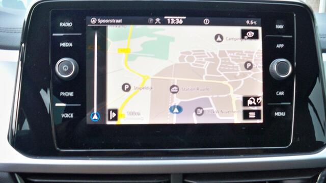 Volkswagen T-Roc 1.0 TSI Life Navi Apple Carplay Camera PDC
