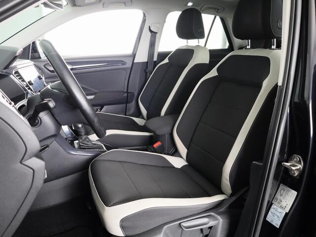 Volkswagen T-Roc 1.5 TSI Sport 150 pk Automaat (DSG) | Navigatie | Panoramadak | Parkeersensoren | Adaptieve cruise control | Keyless |