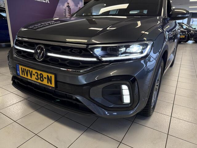 Volkswagen T-Roc 1.5 TSI R-Line DSG *PANO*IQ*APP*MATRIX*LM17*