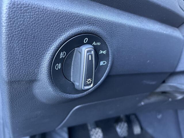 Volkswagen T-Roc 1.5 TSI Style ADAPTIVE CRUISE CONTROL | CAMERA | TREKHAAK | LED | APPLE/ANDROID CARPLAY