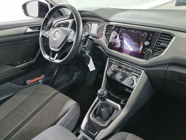 Volkswagen T-Roc 1.0 TSI Style 1e-Eig. & Dealer-Onderh. BOVAG-Garantie. NL-Auto.