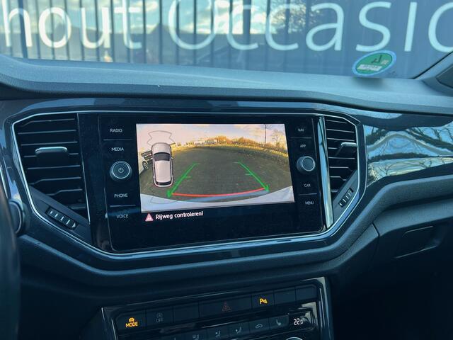 Volkswagen T-Roc 1.5 TSI 150pk DSG Sport Business R Panoramadak