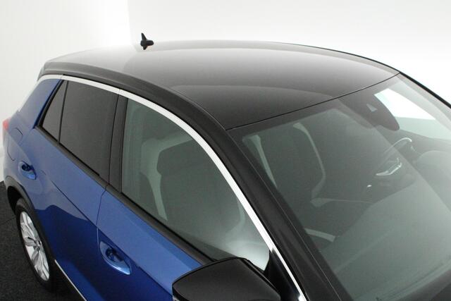 Volkswagen T-Roc 2.0 TSI 190pk DSG 4Motion Sport Stoelverwarming Led Virtual Cockpit Navigatie