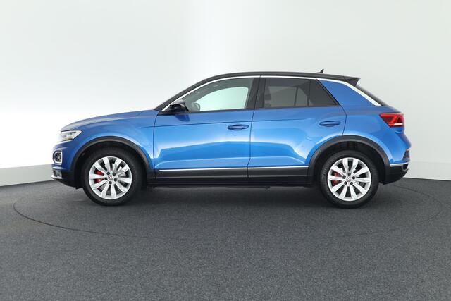 Volkswagen T-Roc 2.0 TSI 190pk DSG 4Motion Sport Stoelverwarming Led Virtual Cockpit Navigatie