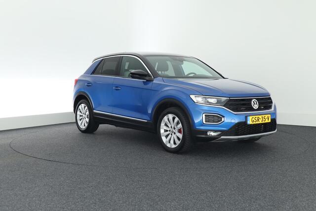 Volkswagen T-Roc 2.0 TSI 190pk DSG 4Motion Sport Stoelverwarming Led Virtual Cockpit Navigatie