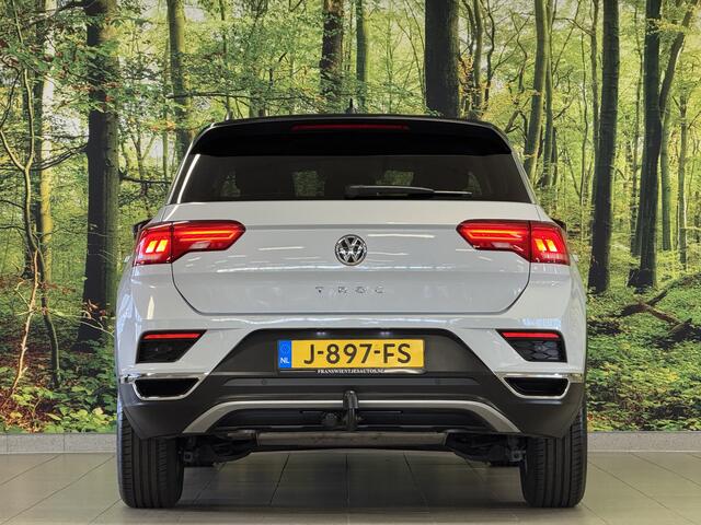 Volkswagen T-Roc 1.5 TSI Sport | Navigatie | Camera | Adaptieve Cruise Control | Lane Assist | Trekhaak | Parkeersensoren | Front Assist | Airconditioning | Elektrische Ramen |