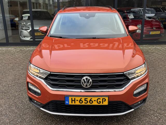 Volkswagen T-Roc 1.0 TSI Sport *Navigatie*Stoelverwarming*