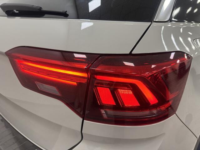 Volkswagen T-Roc 1.5 150pkTSI Style | MASAGE | FULL LED | CAMERA |